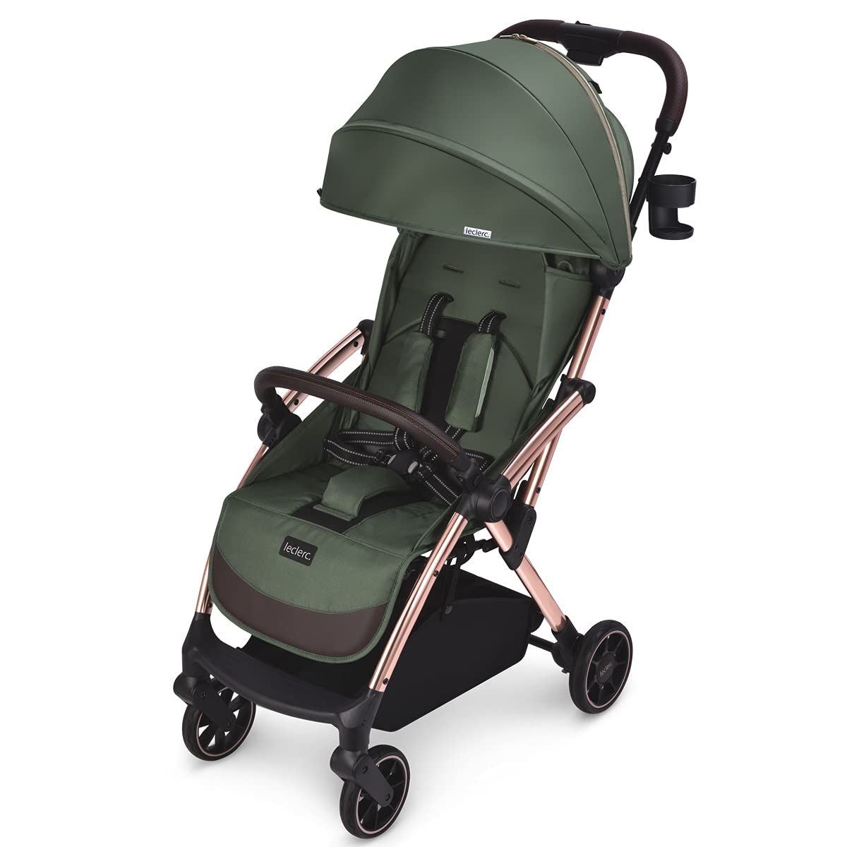 عربة أطفال يفوق 3 آلاف دولار