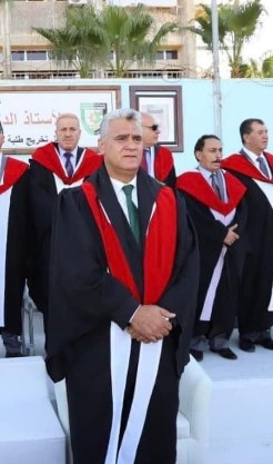 عشيرة الرحامنه تهنئ الدكتور عزيز احمد