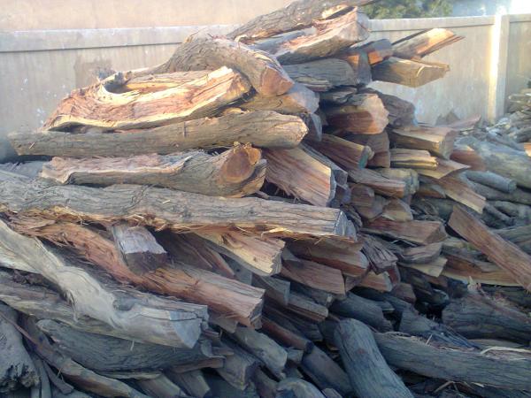 حطب للأسر العفيفة في جرش