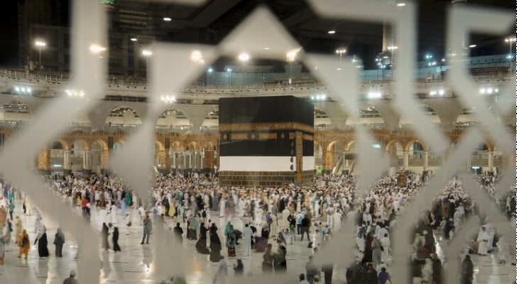 السعودية تسمح للمرأة بالحج دون محرم