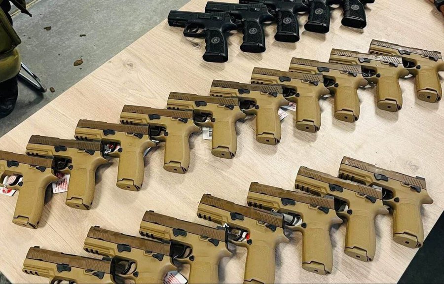 الاحتلال يزعم احباط تهريب أسلحة في