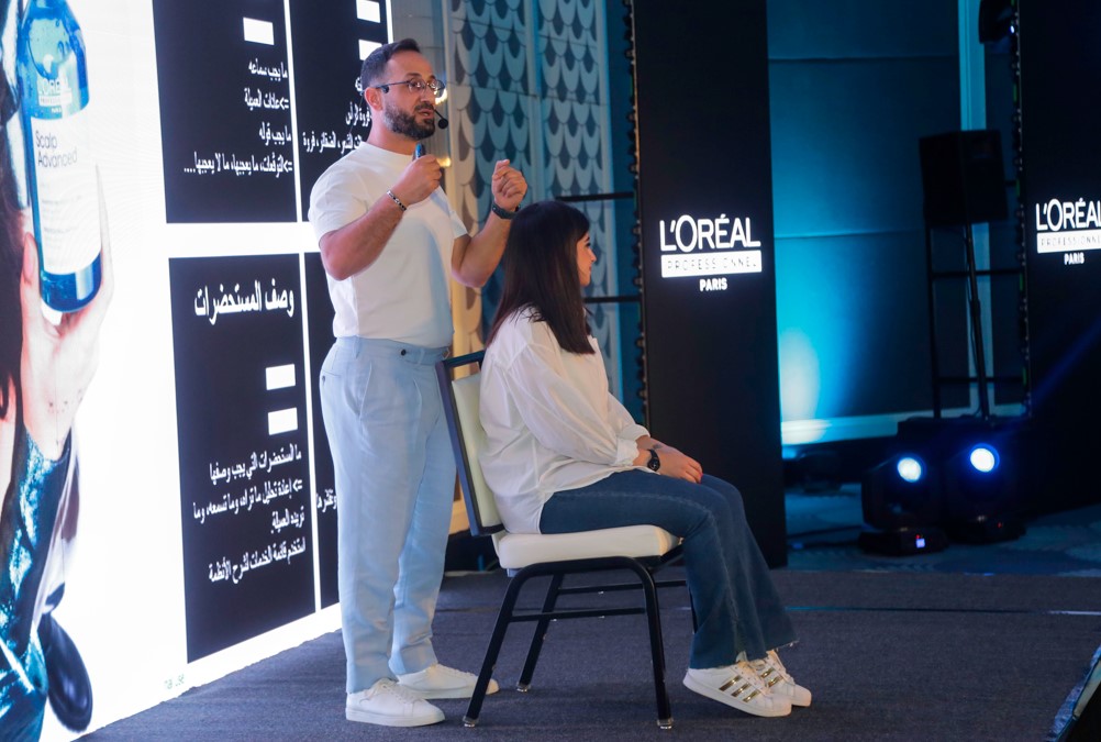 منير العيسوي يقدم اختراع شامبو طبي