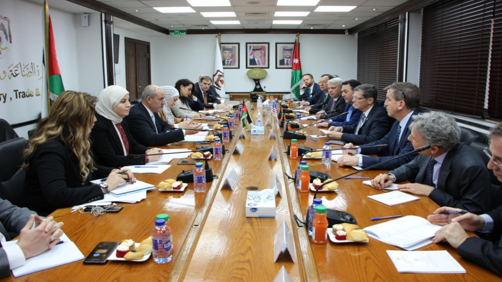 وزير الصناعة والتجارة: الولايات المتحدة من