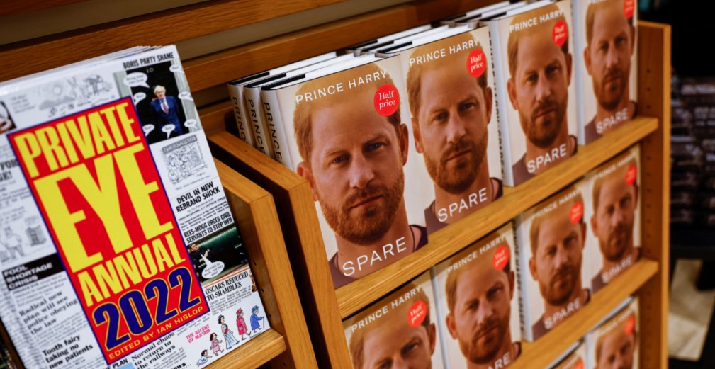 هاري يتهم الصحافة بالكذب بشأن تفاخره