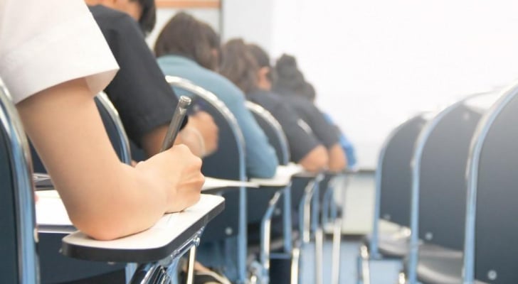 التربية توضح آلية إعلان نتائج تكميلية