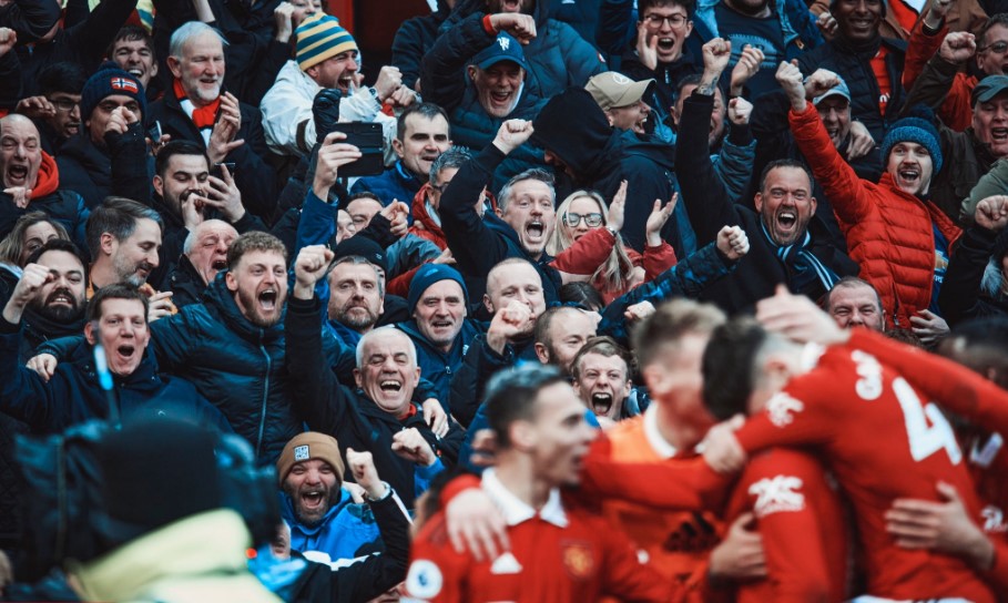 الشياطين الحمر يحتلون مانشستر بثنائية حمراء