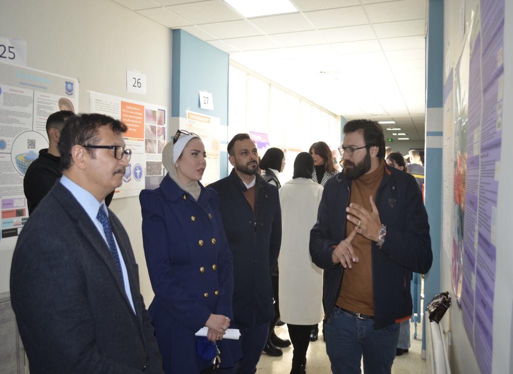 معرض الملصقات العلمية لطلبة الدراسات العليا