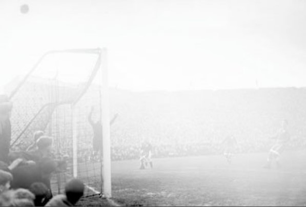 فريق بـ 15 لاعبا بدل 11