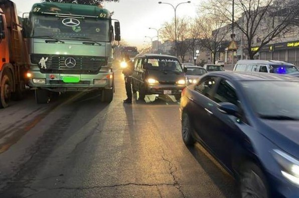 أزمة مرورية كثيفة على إشارات الامير