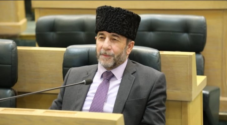 3 أسئلة من النائب عدنان مشوقه