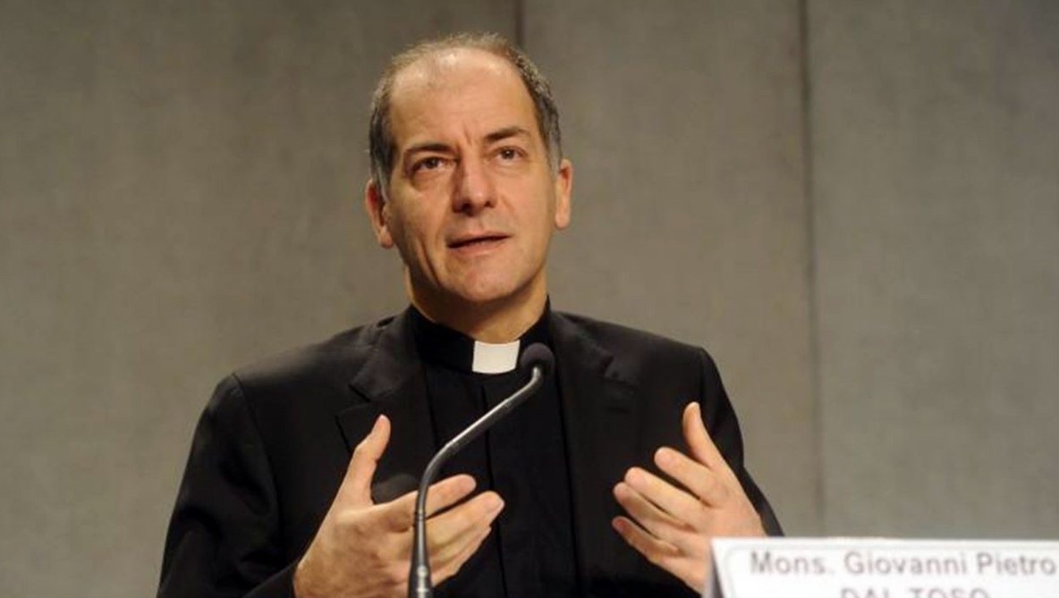 البابا فرنسيس يعيّن الاسقف جيوفاني سفيرا