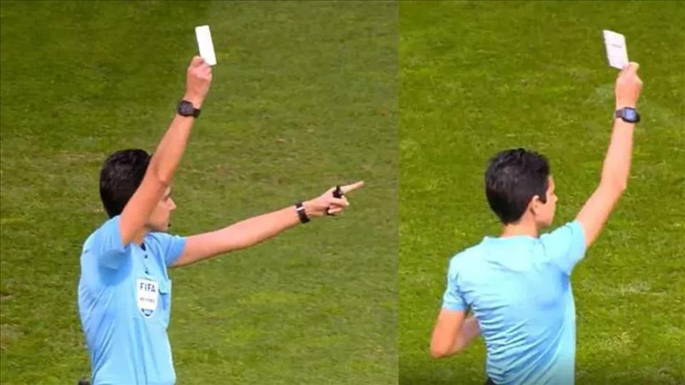 بطاقة بيضاء في كرة القدم