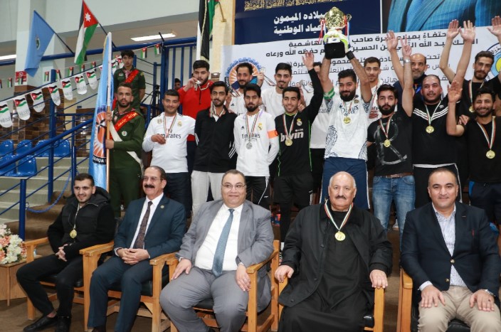 اختتام بطولة يوم الوفاء والبيعة لكرة