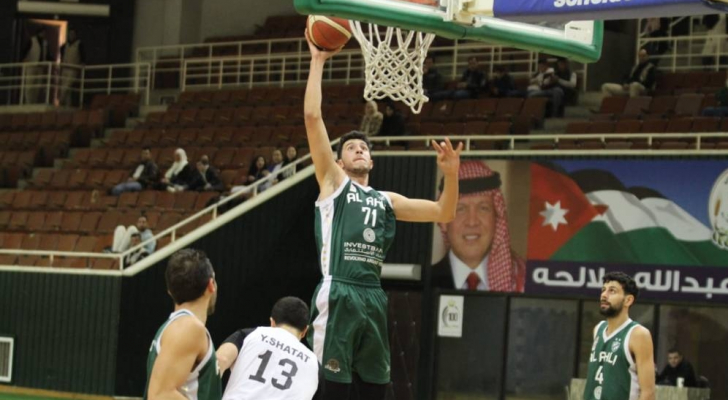 الأهلي يختتم المرحلة الأولى من دوري