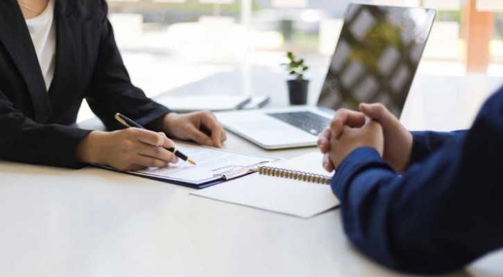 وظائف شاغرة في هذه الوزارات والمؤسسات