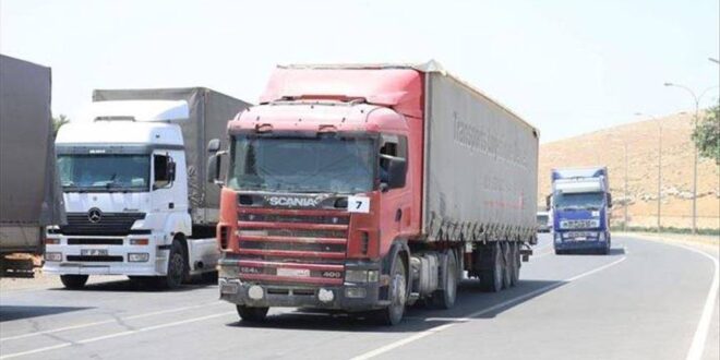 قصف مجموعة شاحنات عبرت الحدود العراقية