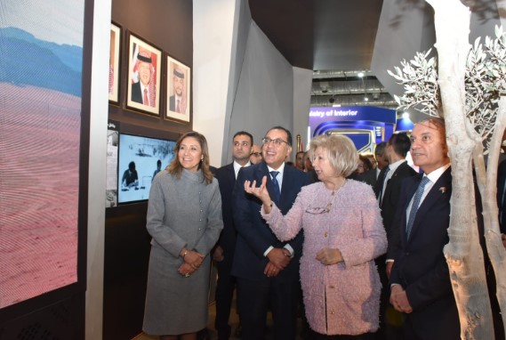 افتتاح مهيب لجناح الأردن ضيف شرف