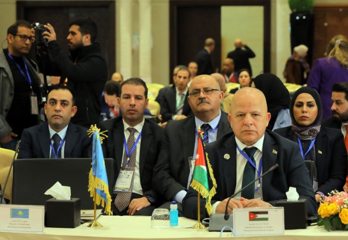 البرلمان الإسلامي يتبنى توصية الوفد الأردني