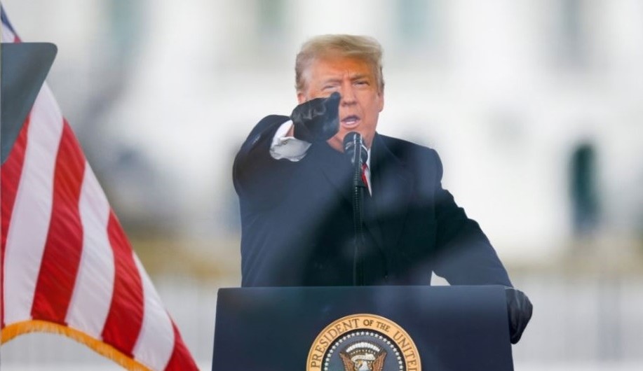 طالبه بـ 50 مليون دولار تعويضا..