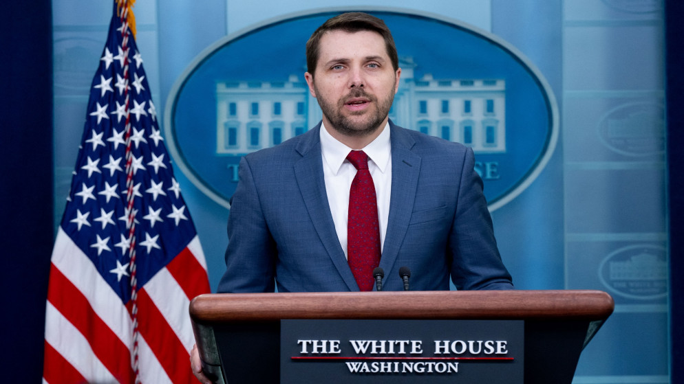 كبير مستشاري بايدن للسياسة الاقتصادية يتنحى