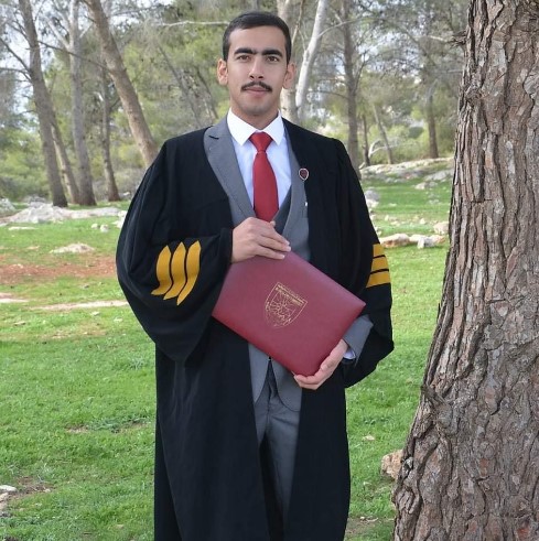 إبراهيم شاهر السعايدة.. مبارك التخرج