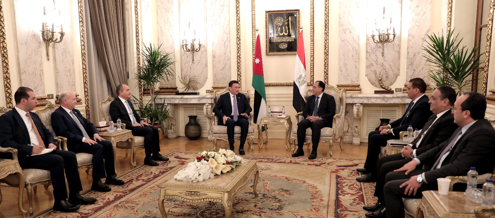 مدبولي والصفدي يؤكدان أهمية التعاون المشترك