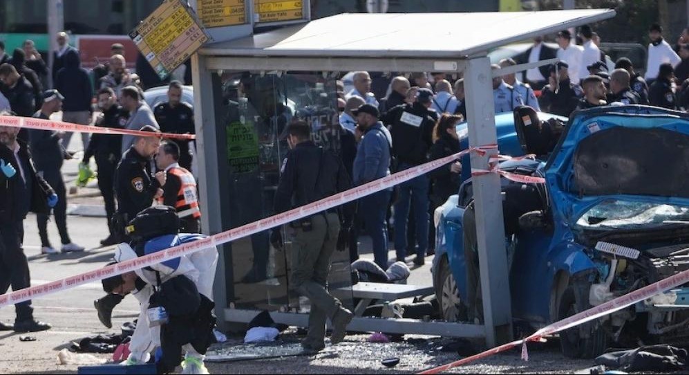 مقتل إسرائيلي ثالث متأثرا بجراحه بعملية