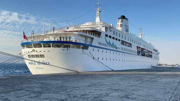 “الجامعة العائمة” تصل العقبة.. وتحمل 623