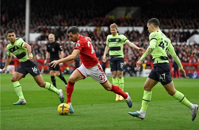 بتعادل قاتل.. نوتنجهام يحرم السيتي من