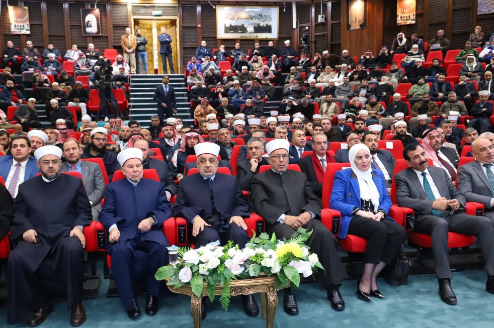 مندوبا عن الملك.. الخلايلة يرعى الاحتفال