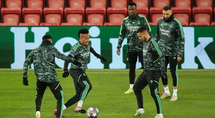 ريال مدريد ضيف على ليفربول.. ونابولي