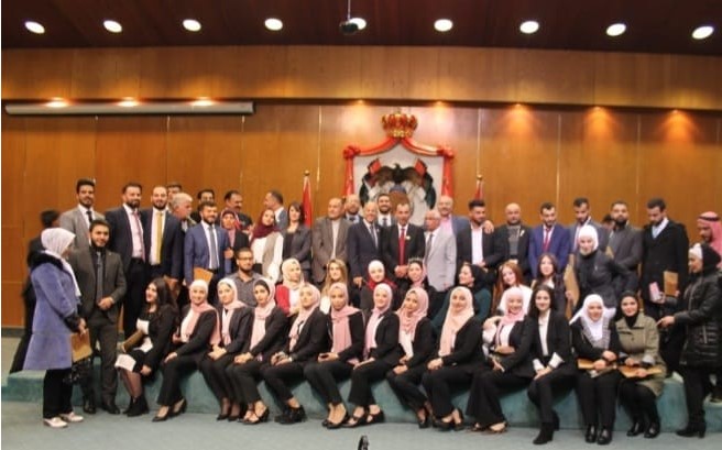 الملتقى الوطني ومؤتمر الشباب يطلقان وثيقة