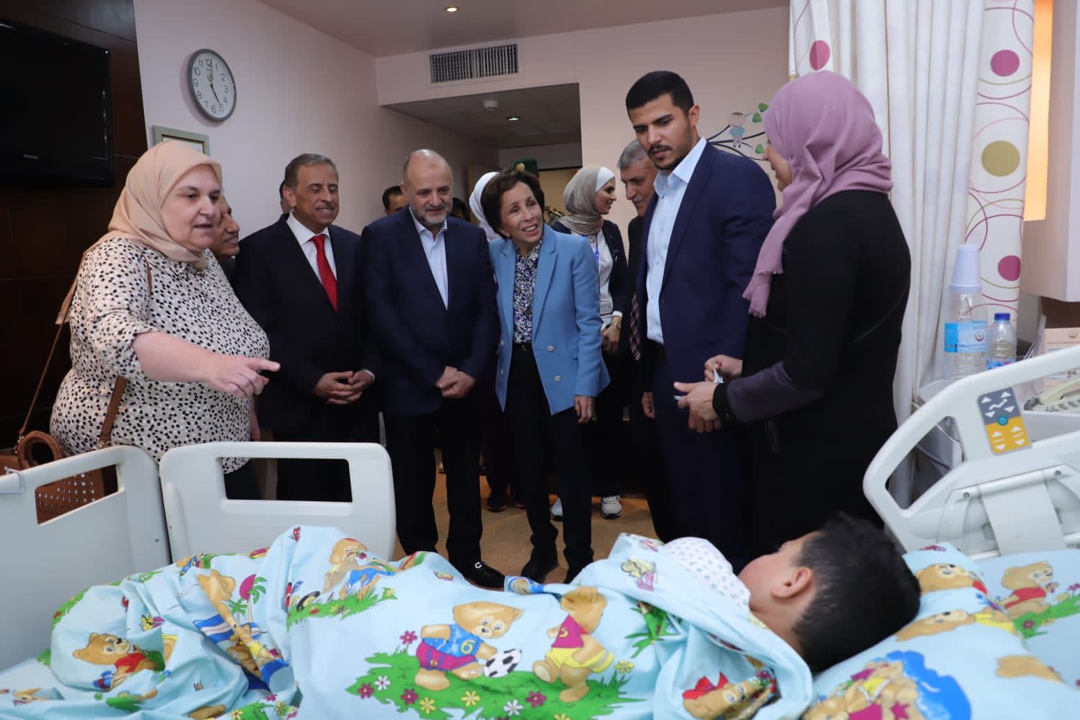 الأميرة بسمة بنت طلال تطمئن على