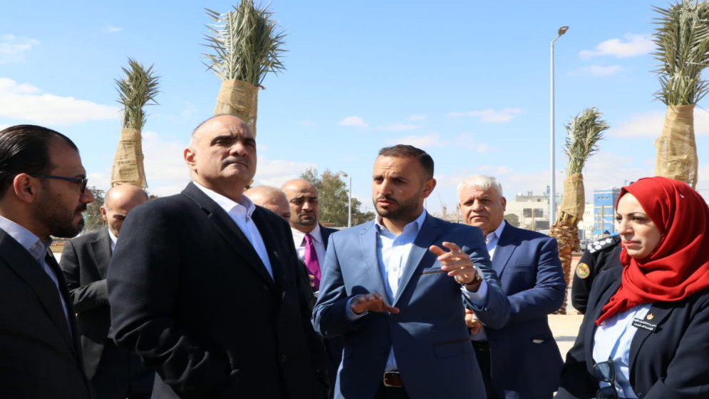 رئيس الوزراء يوجه للإسراع في إنجاز