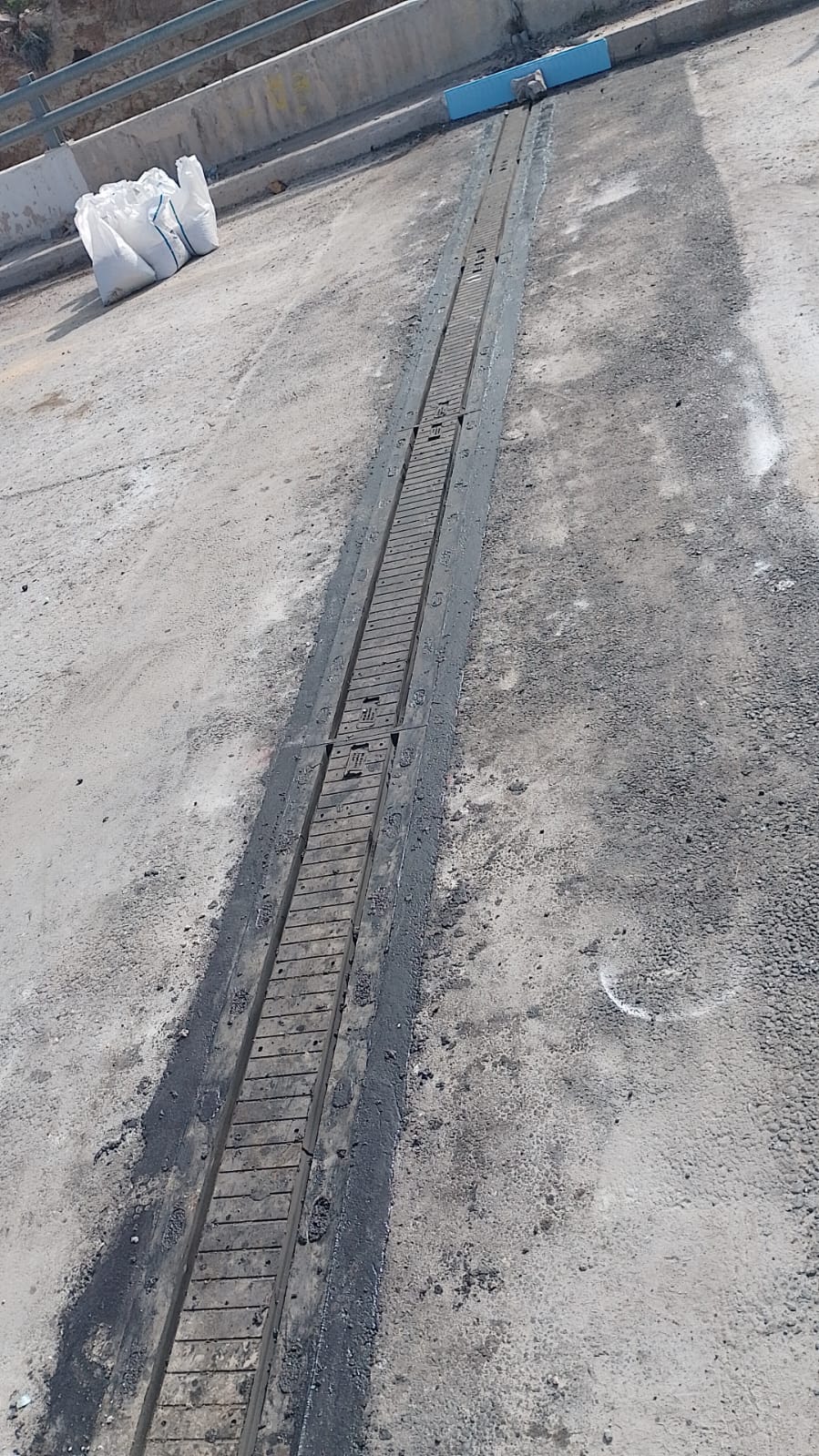 الأشغال تنهي أعمال الصيانة لجسر مستشفى