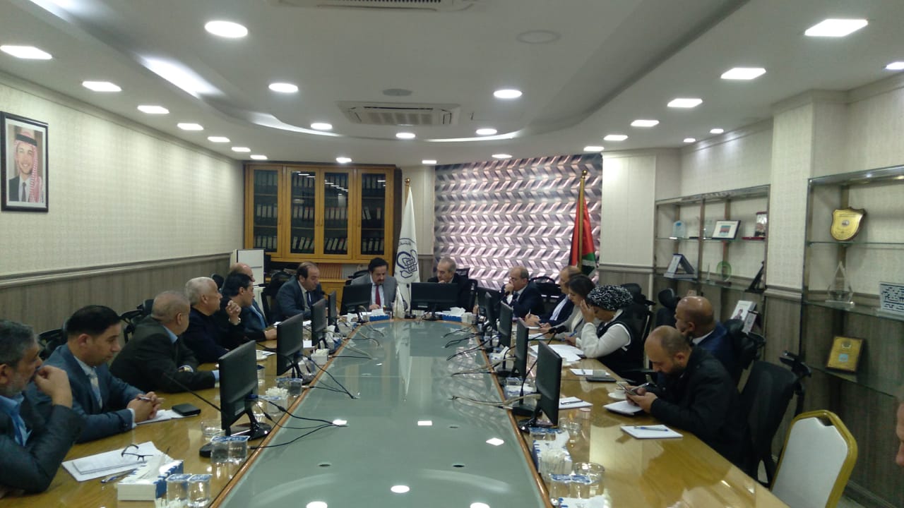 ابو السمن: قطاع المقاولات شغل نحو