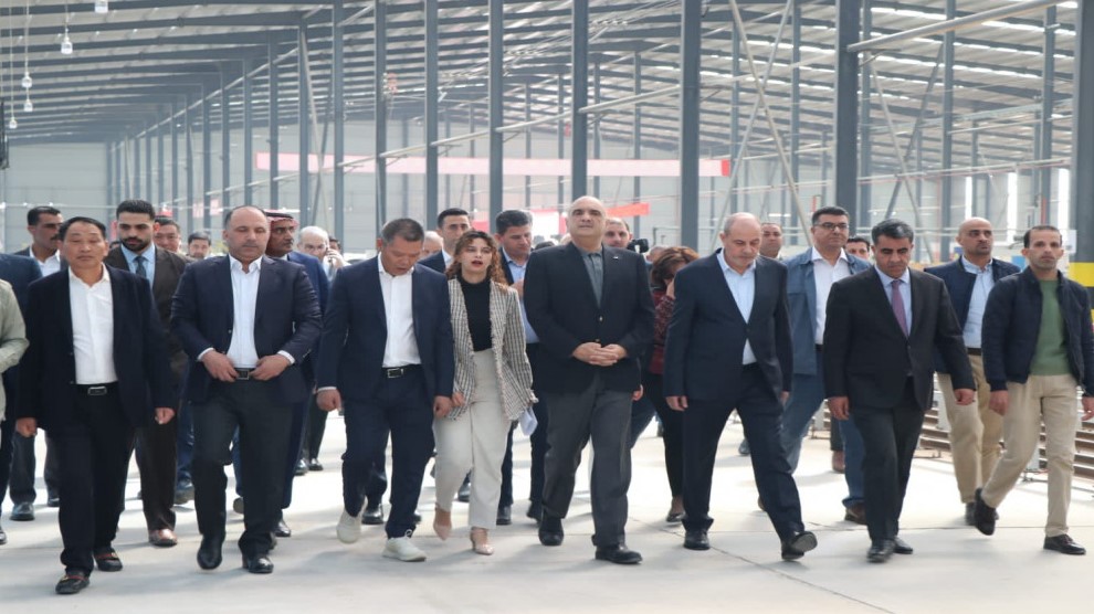 الخصاونة: لن نقبل بانقطاع المياه عن