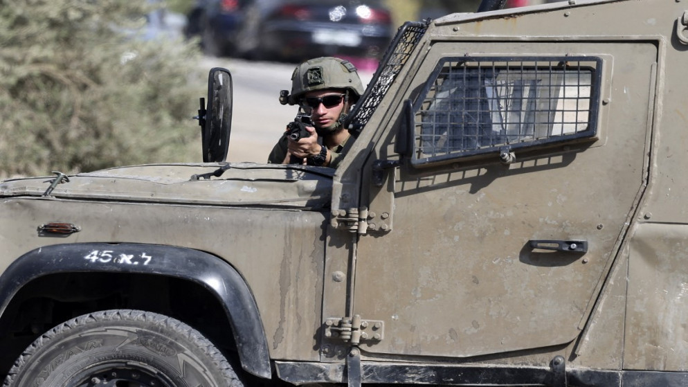 استشهاد فتى فلسطيني وإصابة آخرين برصاص