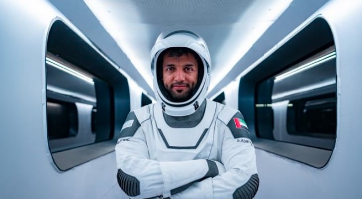 رائد فضاء إماراتي يصل محطة الفضاء