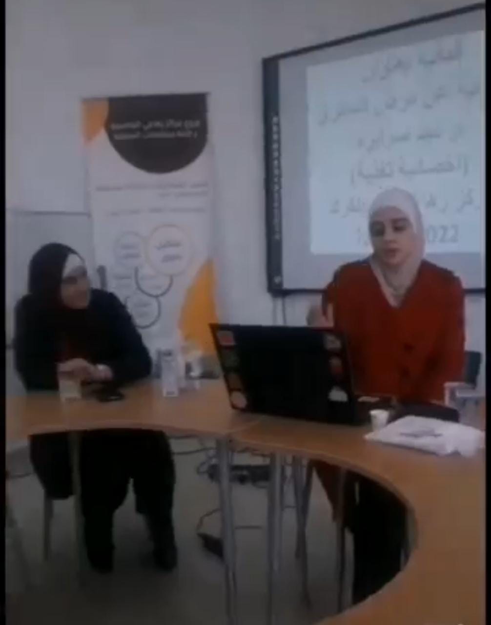 الشابة الصرايرة ألهمها الملك برسائله الموجهة