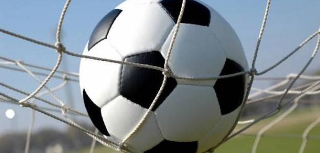 لعشاق الكرة.. تعرفوا على توقيت أهم