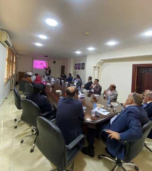 محافظ الزرقاء: دعم الأفكار والمقترحات الإبداعيّة