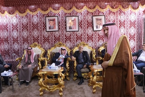 الخصاونة من منزل النائب صالح ابو