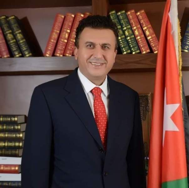 الدكتور أسامةبني ملحم الف مبروك