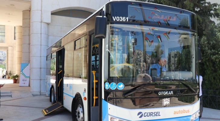 تشغيل مسارات جديدة لـباص عمان الأحد