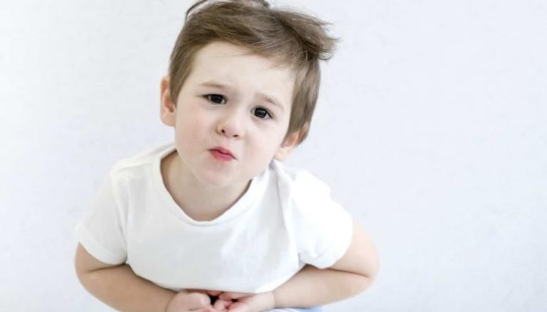 الإمساك لدى الأطفال.. الأسباب وطرق المواجهة