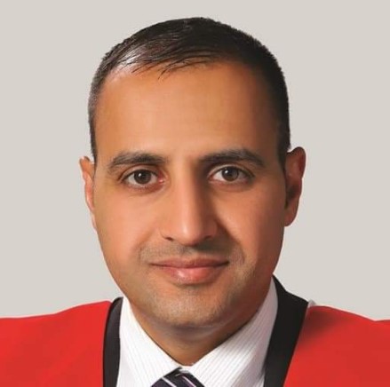عضو لجنة إمتحان البورد الاردني الدكتور