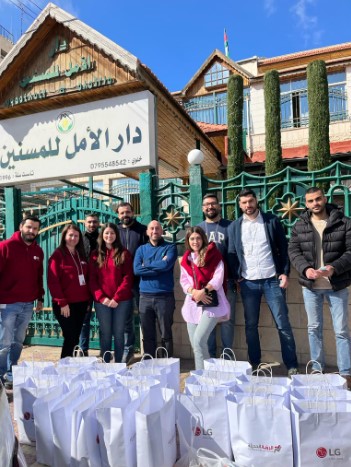 إل جي المشرق العربي تحتفل بعيد