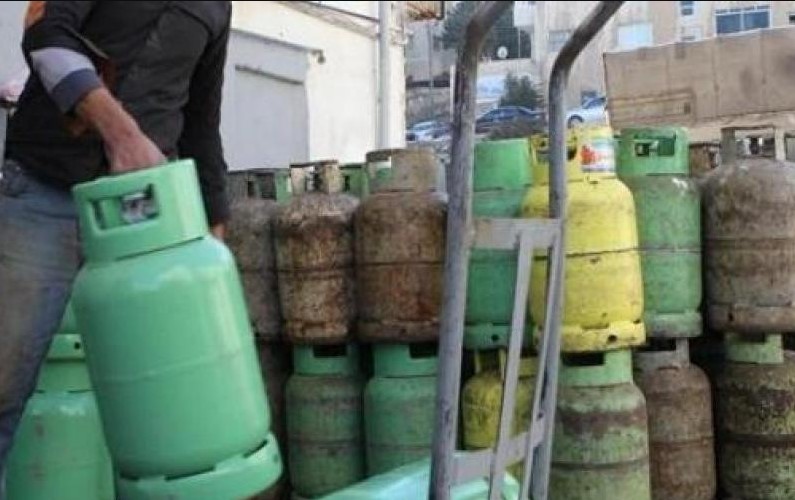 الحكومة تؤكد: لا قرار بخفض وزن