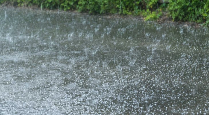 الأردن.. أمطار غزيرة وتحذيرات من تشكل